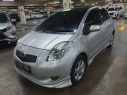 Toyota Yaris S Limited 2007 Classic Low KM 3