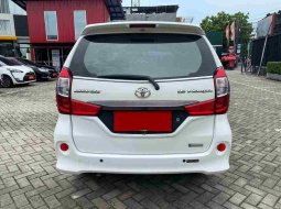 Toyota Avanza Veloz 1.5 AT 2018 MPV Putih Metalik 5