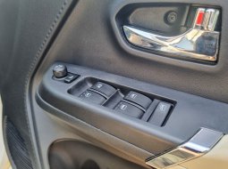 SUPER TERAWAT DAIHATSU TERIOS R 2021 AT MATIC PUTIH 11