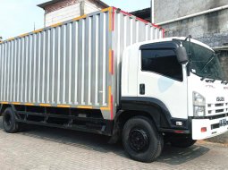 MULUS+banBARU MURAH Isuzu Giga engkel 4x2 FTR 90 S Box besi 2019 bok 2