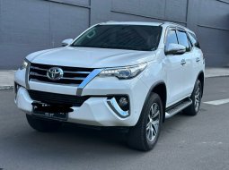 BANYAK STOCK FORTUNER DI KING GALLERY!!
FORTUNER VRZ AT 2017 PUTIH DAPAT JAMINAN DARI SHOWROOM!! 3