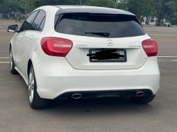 MERCEDES BENZ A200 AT 2013 PALING MURAH!! KM LOW!! 6