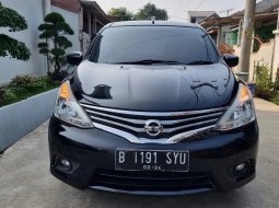 Nissan Grand Livina SV 2013 MT 2