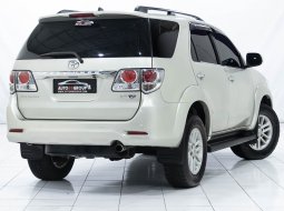 TOYOTA NEW FORTUNER (SILVER METALLIC)  TYPE G LUX 2.7 A/T (2012) 5