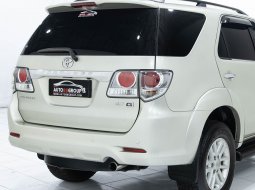 TOYOTA NEW FORTUNER (SILVER METALLIC)  TYPE G LUX 2.7 A/T (2012) 10