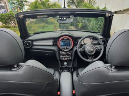 MINI Convertible Copper 2020 Hitam 11