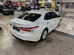 Toyota all New Camry 2021 2.5 V km 15rb full original siap pakai 4