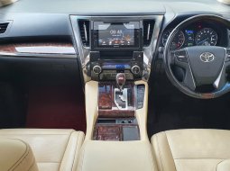 Toyota Alphard G 2018 Hitam 8