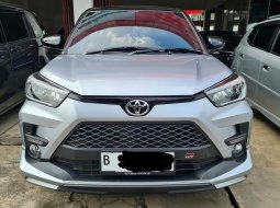 Toyota Raize GR Turbo 1.0 AT ( Matic ) 2022 Silver Hitam Two Tone Km Low 2rban Good Condition