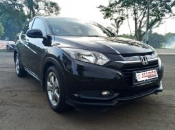 Honda HR-V 1.5 E SUV AT 2017 HITAM Dp 4,9 Jt No Pol Ganjil 1