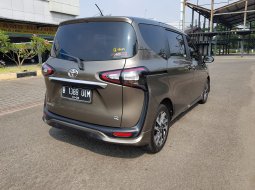 Toyota Sienta Q 2016 9