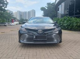 Toyota Camry 2.5 V 2020 Hitam, SunRoof & an Perorangan