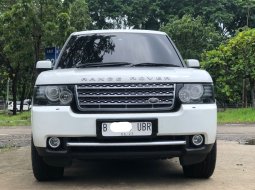 MOBIL SULTAN!! BERKUALITAS!!RANGE ROVER SUPERCHARGED 2012 PUTIH