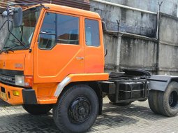 Mitsubishi Fuso engkel 4x2 FM 517 HS tractor head 2013 kepala trailer