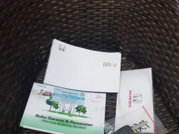 Km8rb Honda BR-V E CVT 2018 silver matic dp 25jt saja cash kredit proses bisa dibantu 15