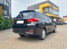 Honda Mobilio E CVT 2017 Hitam 4