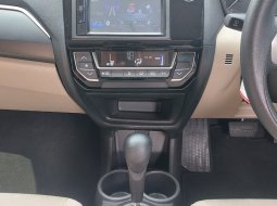 Honda Mobilio E CVT 2017 Hitam 14