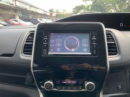 Nissan Serena Highway Star 2019 Hitam 9