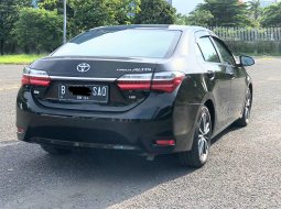 Toyota Corolla Altis CNG 1.6 2018 Hitam 5
