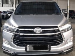 Toyota Innova 2.0 G A/T ( Matic Bensin ) 2020 Silver Km 52rban Mulus Siap Pakai