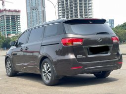 TDP RINGAN!! KIA SEDONA ULTIMATE AT COKLAT 2017 PALING MURAH!!! 4