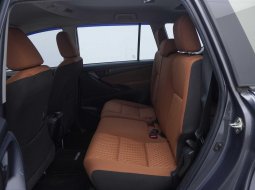 Jual mobil Toyota Kijang Innova 2017 3