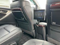 Toyota Venturer 2.4 A/T DSL 2018 Silver 11