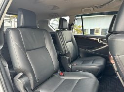 Toyota Venturer 2.4 A/T DSL 2018 Silver 13