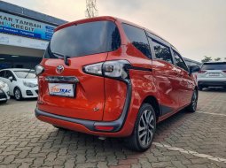 Toyota Sienta V MT Manual 2017 Orange Istimewa Terawat Siap Pakai 20