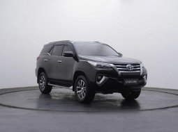 Toyota Fortuner 2.4 VRZ AT 2019 DP 40 JUTA / ANGSURAN 8 JUTA