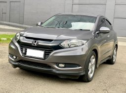 Honda HR-V E CVT 2