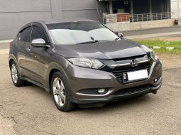 Honda HR-V E CVT 3