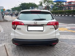 Dijual Honda HR-V 1.5 SE AT 2020 , 2511T Kilometer Rendah 2