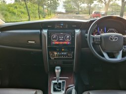 TOYOTA FORTUNER VRZ 2.4 AT 2019 1544N Kilomter rendah 8