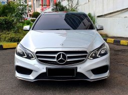 [LOW KM] Mercedes Benz E400 Panoramic AMG Line CKD Facelift AT 2015 Silver