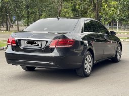 TERMURAHH!! MERCEDES BENZ E200 AT 2016 6