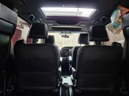 Toyota Voxy 2.0 AT ( Matic ) 2017 Hitam Km Low 32rban Good Condition Siap Pakai 11