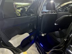 [TDP : 9jt] Daihatsu Terios X Deluxe A/T Automatic 2021 Black 6