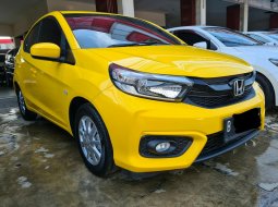 Honda Brio Satya E AT ( Matic ) 2022 Kuning Km Low 13rban Good Condition Siap Pakai 2