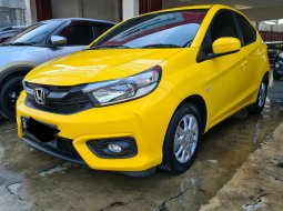 Honda Brio Satya E AT ( Matic ) 2022 Kuning Km Low 13rban Good Condition Siap Pakai 3