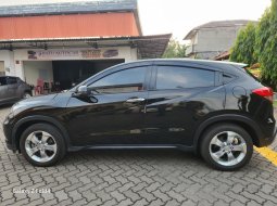 Honda HR-V 1.5L E CVT 2018 4