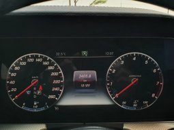 Km18rb Mercedes-Benz E-Class E250  2018 Wagon hitam siap pakai cash kredit proses bisa dibantu 9