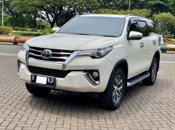 Toyota Fortuner 2.4 VRZ AT 2