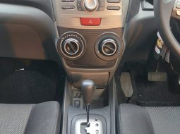 Original TOYOTA AVANZA VELOZ 1.5 AT MATIC 2013 SILVER 14
