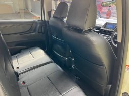 Toyota Sienta V CVT AT 2017 Putin Istimewa Murah 3