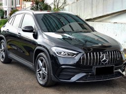 Mercedes-Benz GLA200 AMG Line 2021 1