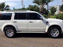 Ford Everest Limited AT 2014 Putih 5
