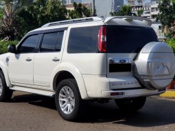 Ford Everest Limited AT 2014 Putih 7