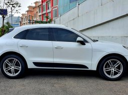 Km22rb Porsche Macan Turbo at 2014 putih pajak panjang cash kredit proses bisa dibantu ktp daerah bs 4