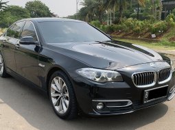 BMW 5 Series 520i LCi Luxury Sunroof 2017 Black On Brown